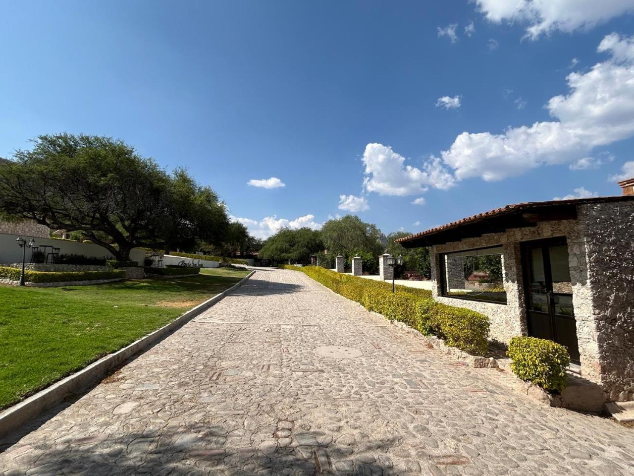 Cabanas, Suites Y Habitaciones Rancho San Jorge Bernal Exterior photo